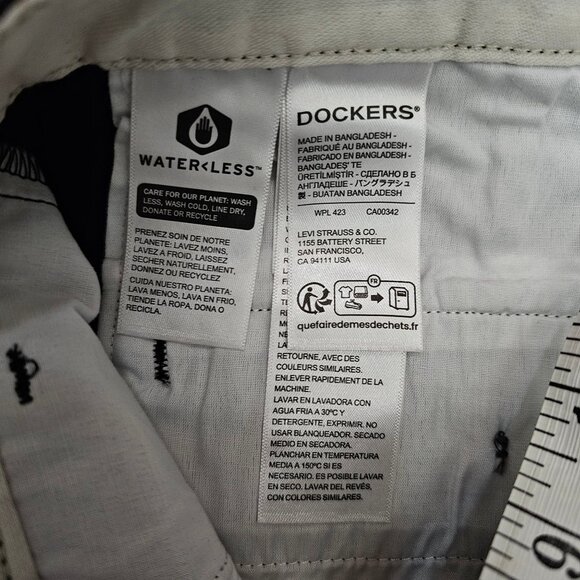 Dockers Mens Perfect Shorts Classic Fit Black Cotton Size 38 - Picture 13 of 15